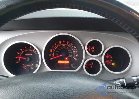 2008 Toyota Sequoia Sr5 5.7L V8 z USA, uszkodzony, nr VIN 5TDBY64A28S011971